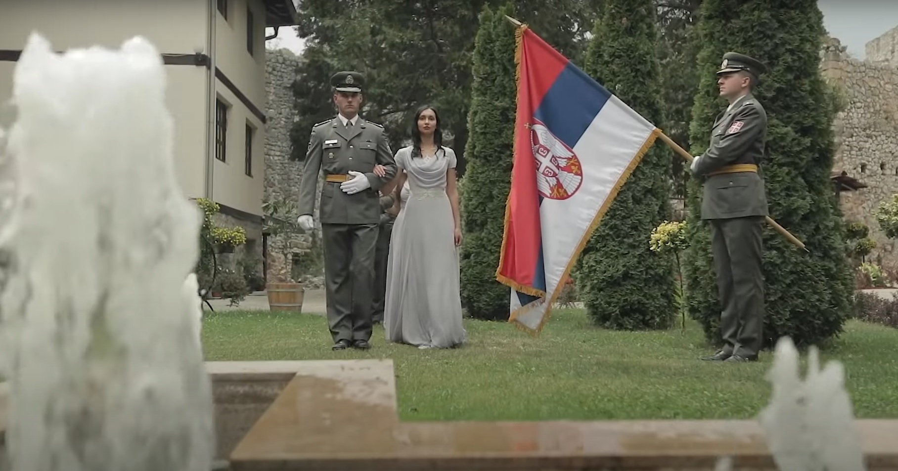 Detalj iz spota za pesmu "Himna srpskoj zastavi"